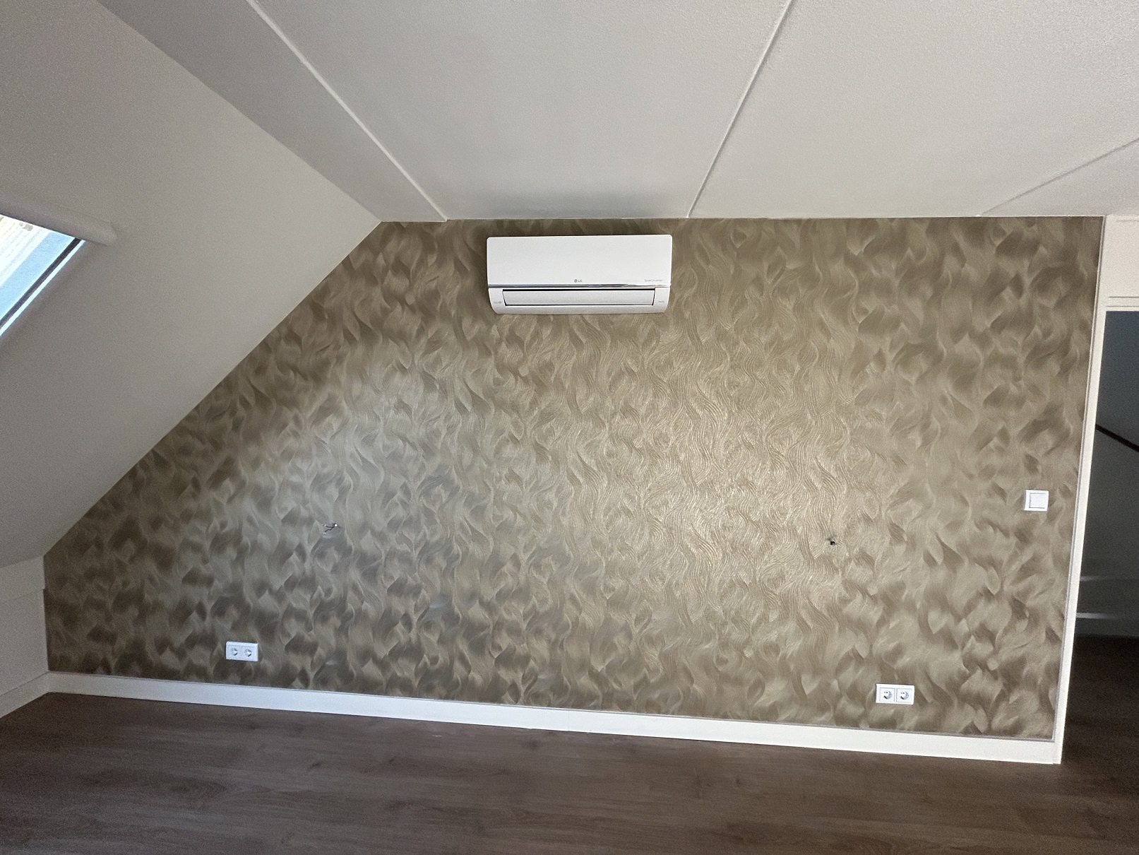 Behangen - hoe kies je het juiste patroon en materiaal voor een perfect interieur